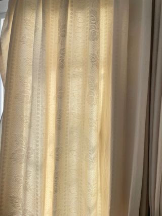 Cortinas blancas translucidas y opacas