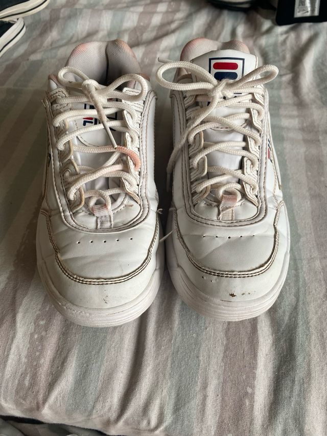 Zapatillas Fila blancas - deportivas