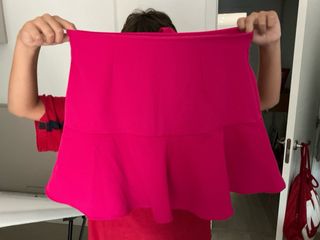Falda pantalon rosa vuelo