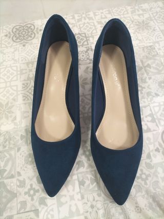Zapatos tacón azul marino