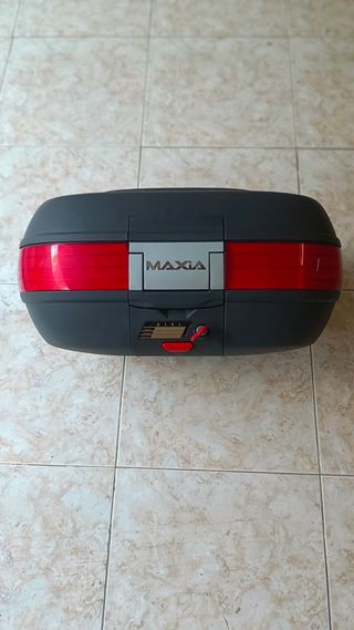 Baúl Givi E50 Maxia + Soporte Monorack