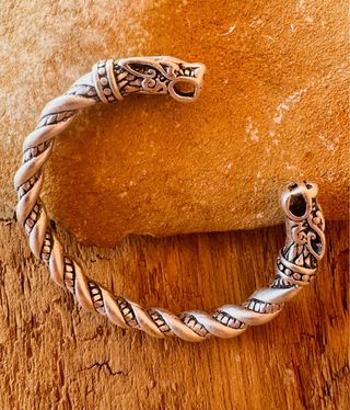 Pulsera Nordica Estilo Vikingo espiritu 555