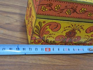 Caja vintage de lata | Recipiente retro