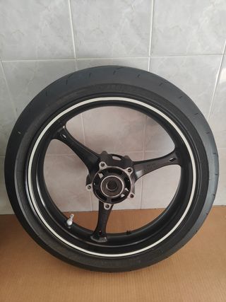 Llantas+Neumáticos Suzuki
