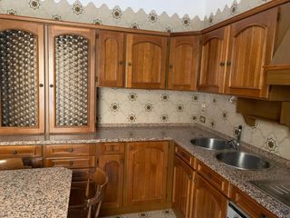 Cucina completa in noce