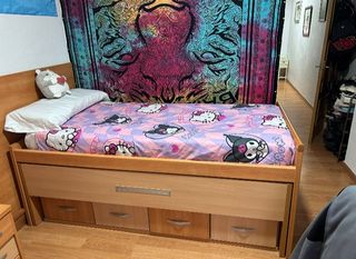 Dormitorio juvenil madera marrón