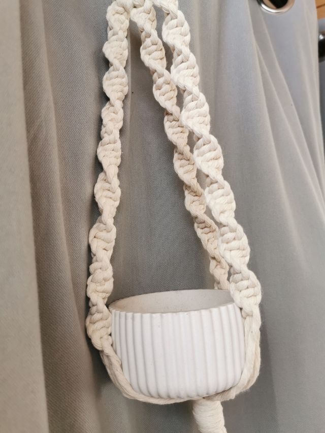 Macetero colgador macramé
