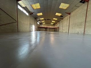 Nave industrial en venta en Sant Andreu de la Barca