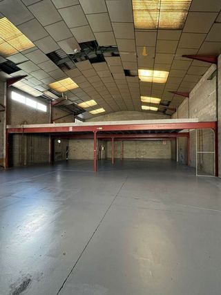 Nave industrial en venta en Sant Andreu de la Barca
