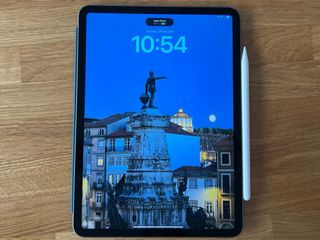 iPad Pro 11" M1 WiFi 256Gb con accessori