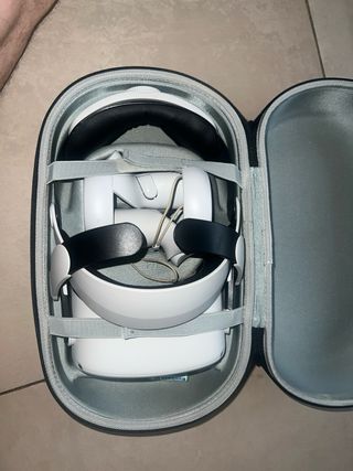 Oculus Quest 2 VR