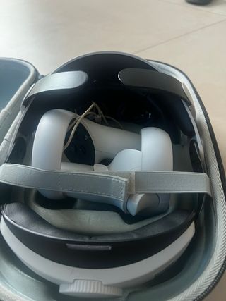 Oculus Quest 2 VR