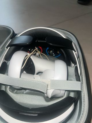 Oculus Quest 2 VR