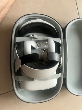 Oculus Quest 2 VR