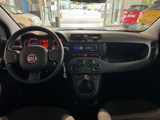 Fiat Panda 1.0GSE HYBRID 70CV.- " 5 PUERTAS ". -" IMPECABLE ".-" BAJO CONSUMO ".- " ETIQUETA ECO " .- " GARANTÍA CON COBERTURA EUROPEA ".-