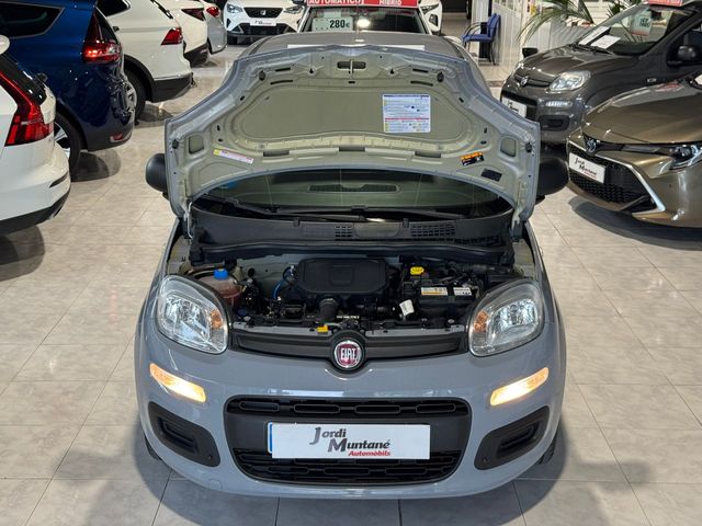 Fiat Panda 1.0GSE HYBRID 70CV.- " 5 PUERTAS ". -" IMPECABLE ".-" BAJO CONSUMO ".- " ETIQUETA ECO " .- " GARANTÍA CON COBERTURA EUROPEA ".-