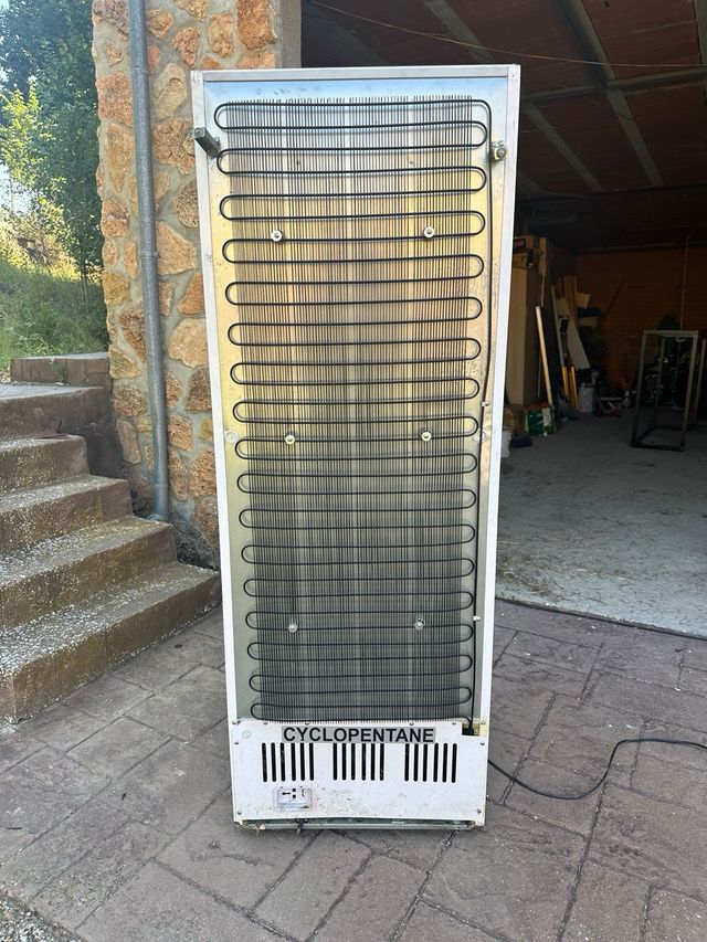 Nevera  cristal frigorifico expositora Makro