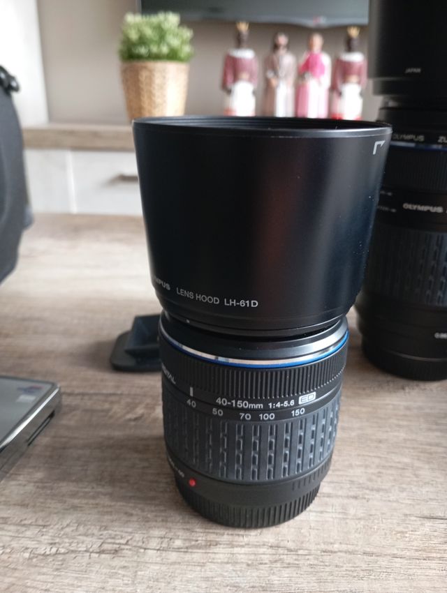 Cámara Olympus E-420 + 3 objetivos, flash Metz