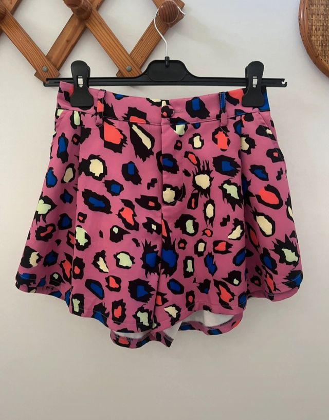 Pantaloncino effetto gonna