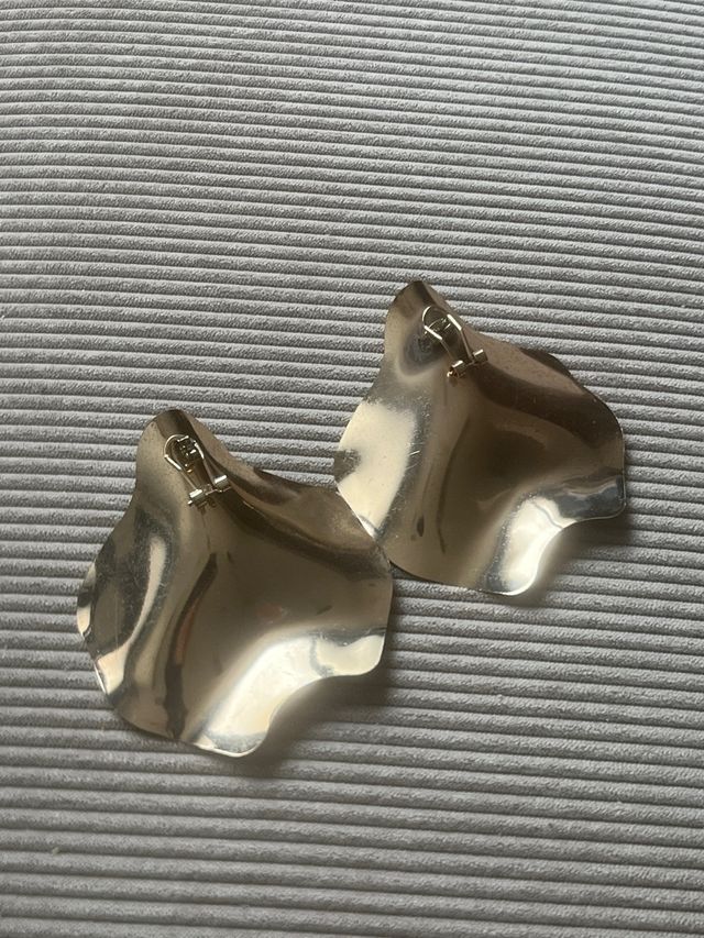 Pendientes Zara dorados con perla