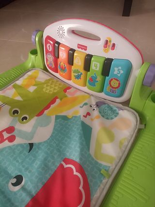 Gimnasio piano bebé 0-36 meses