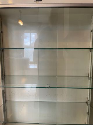 Vitrina médica antigua metal lacado blanco vidrio