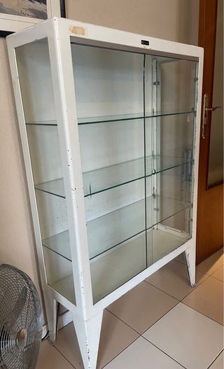 Vitrina médica antigua metal lacado blanco vidrio