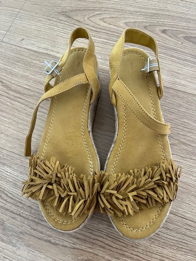 Cuñas Pull & Bear (amarillo) - 39