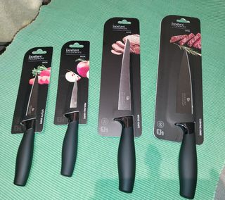 Confezione da 4 coltelli gourmet. Eccellente Nuovo.