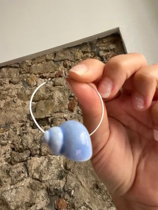 Pendientes conchas azules