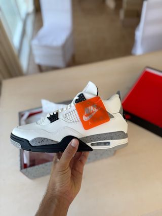 Nike Air Jordan 4 Retro - White cement