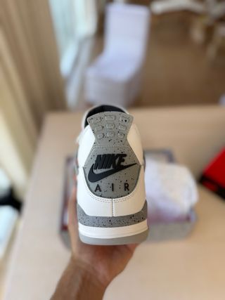 Nike Air Jordan 4 Retro - White cement