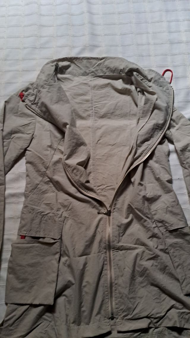 Giacca antivento beige tg S