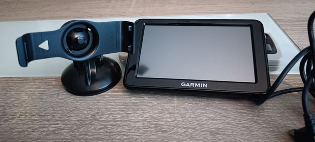 GPS Garmin Nüvi 2445LM