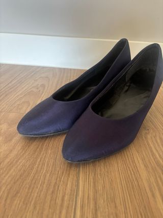 Zapatos tacón azul marino