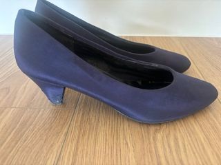 Zapatos tacón azul marino
