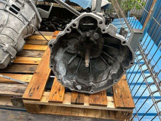 Caja de cambios de nissan Atleon ZD30