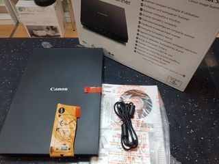 Escáner Canon CanoScan LiDE 300