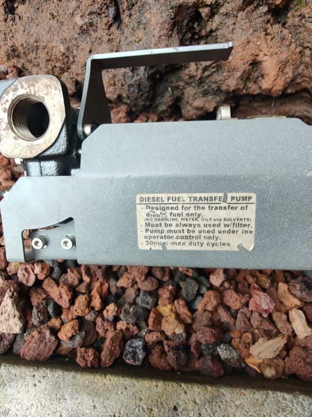 Bomba trasvase gasoil 12V 
