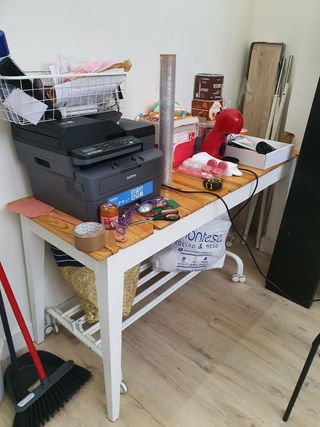 Mesa madera marrón