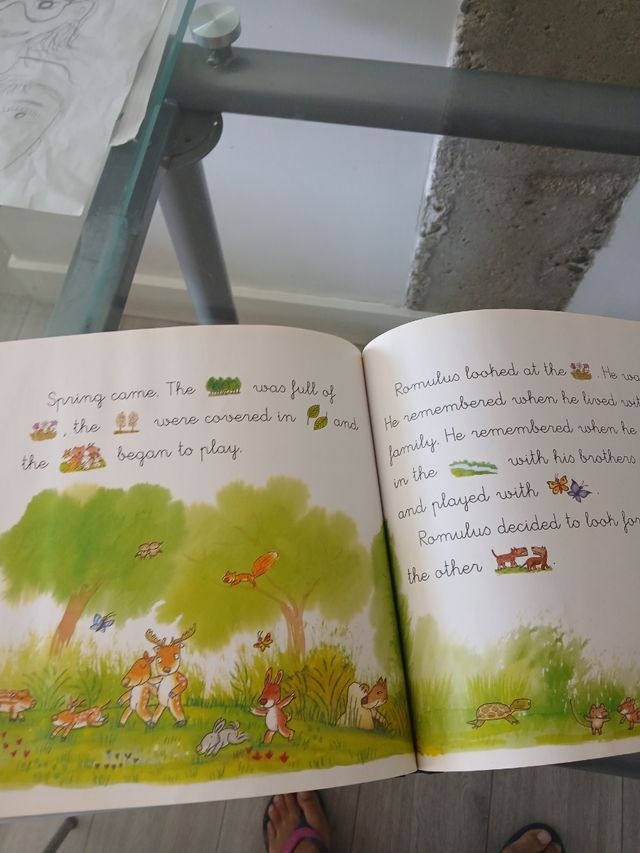 Romulus, the Lonely Wolf (Tales of the Old Oak)