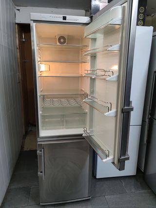 Liebherr Nevera Inox 200x60cm no Frost garantia