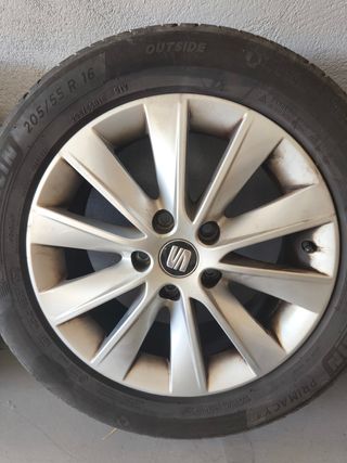 Llantas Seat León 5F 
205/55 R16