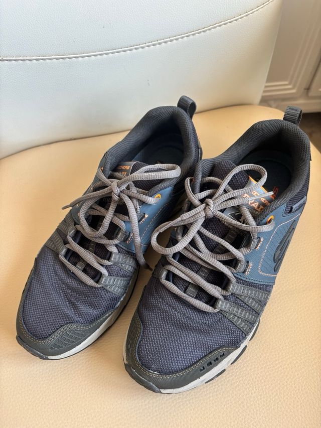 Zapatillas Skechers Senderismo - Talla 39