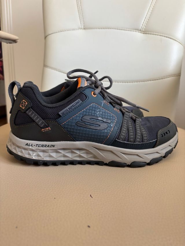 Zapatillas Skechers Senderismo - Talla 39