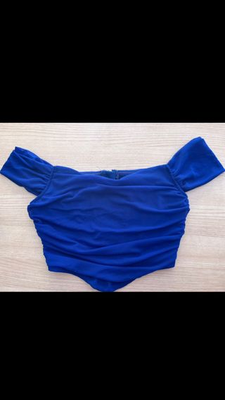 Top azul Shein - hombros descubiertos