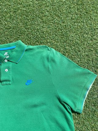 Nike Men's Green Polo Shirt - Classic Fit