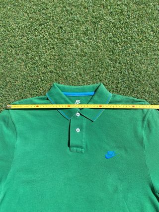 Nike Men's Green Polo Shirt - Classic Fit