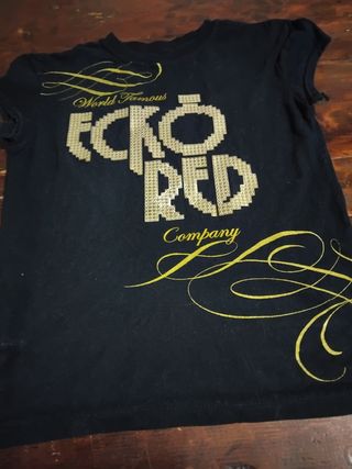  Tshirt  Ecko Red 8/9 anni
Come nuova 