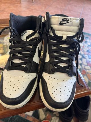 Nike Dunk High - Scarpe nere e bianche